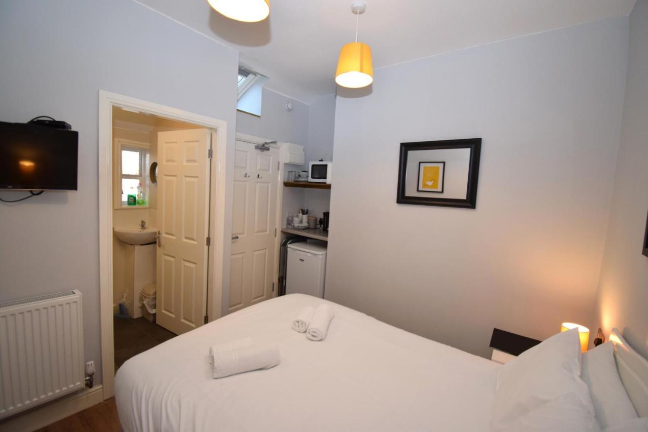 Malton Central Apartments Bagian luar foto