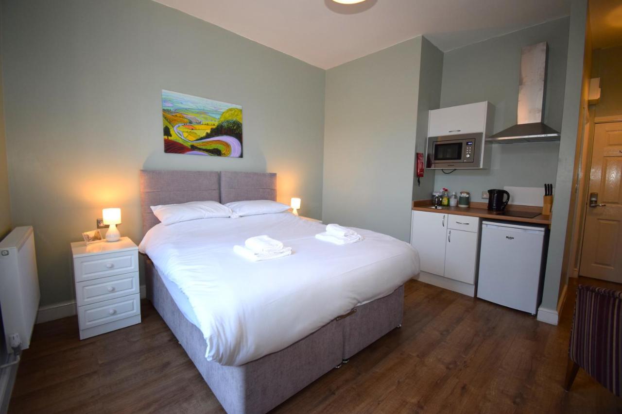 Malton Central Apartments Bagian luar foto