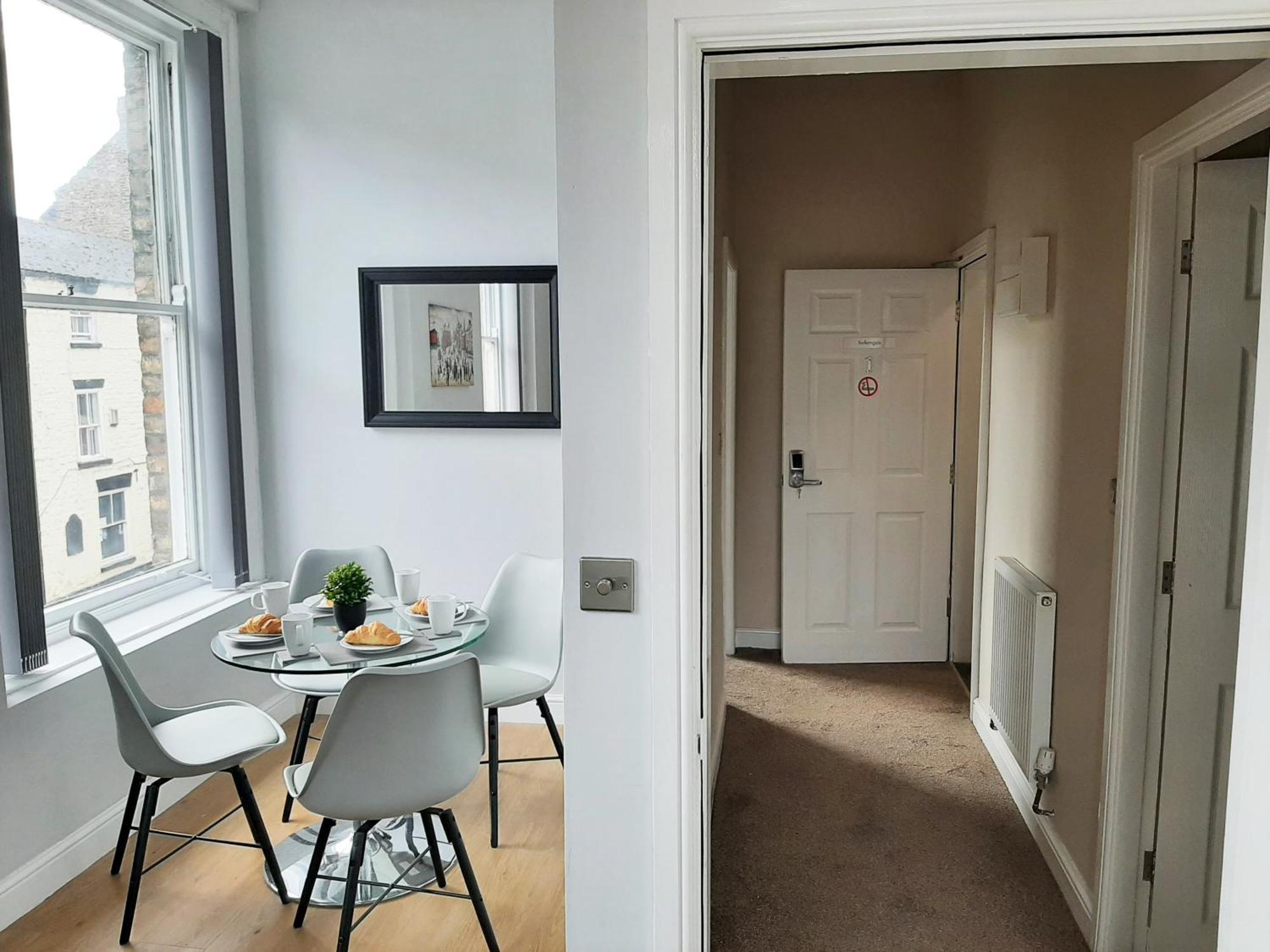 Malton Central Apartments Ruang foto